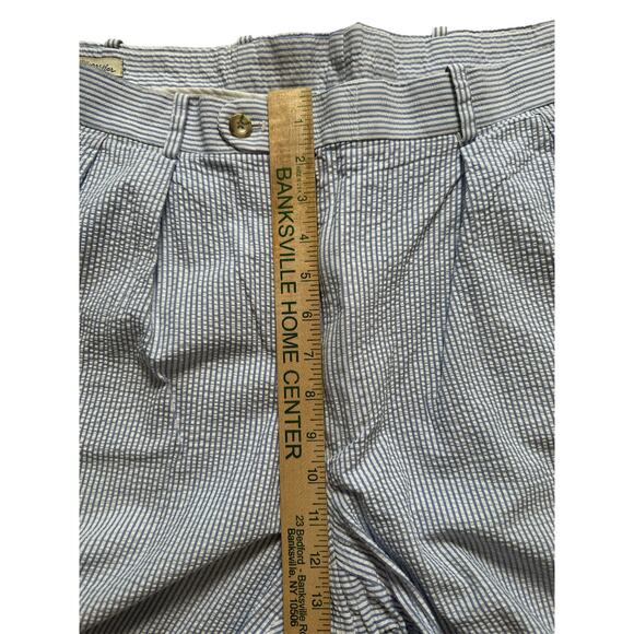 Peter Millar | Mens Blue & White Seersucker Shorts with Front Pleats 8" Inseam - Picture 5 of 9